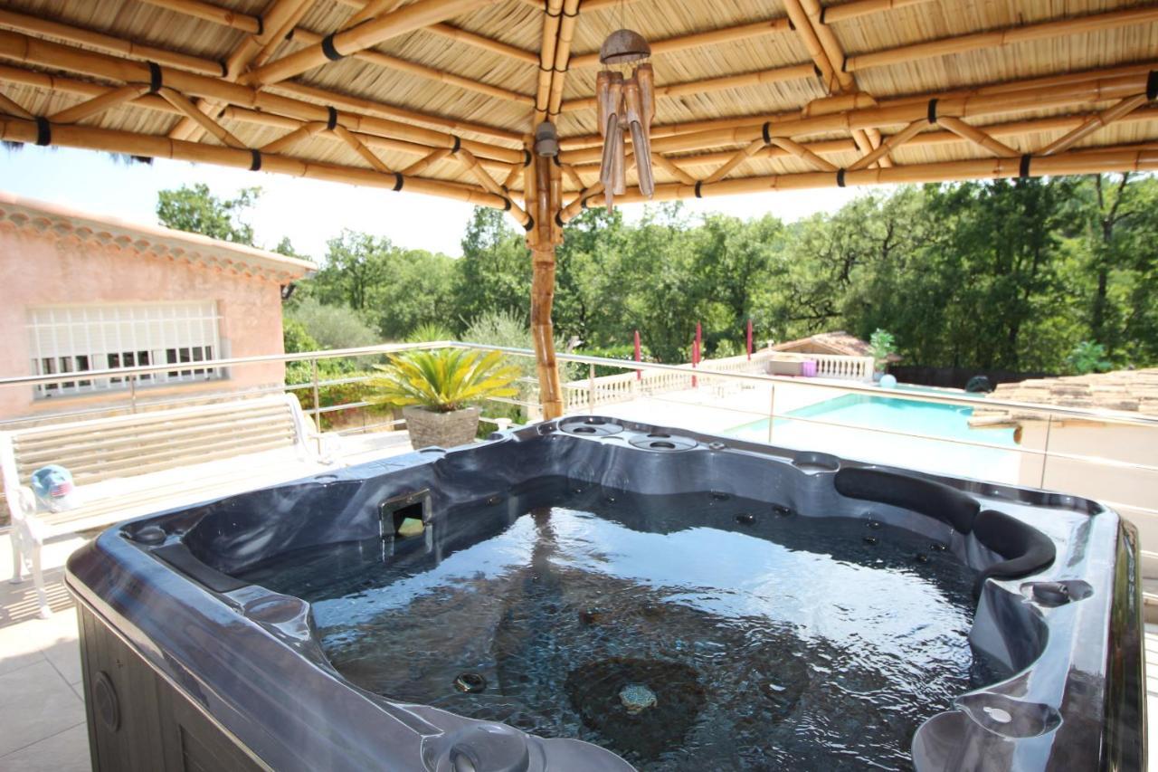 Villa Jalna Chambre, Suites Et Appartement Roquefort Les Pins Exterior foto